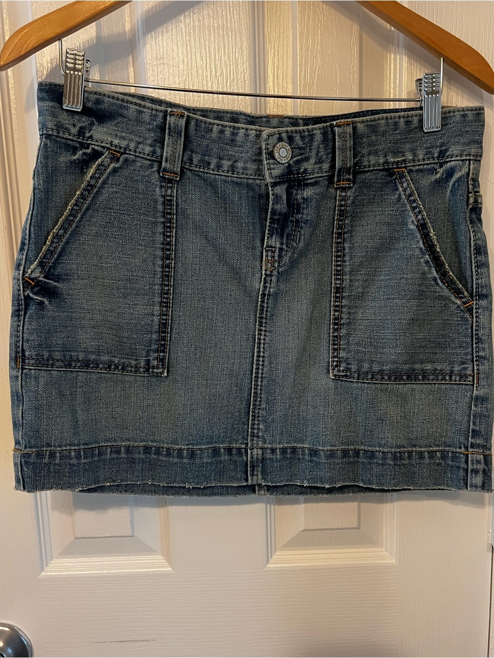 GAP 1969 Limited Edition Denim Mini Skirt with Front Utility Pockets, Size 6